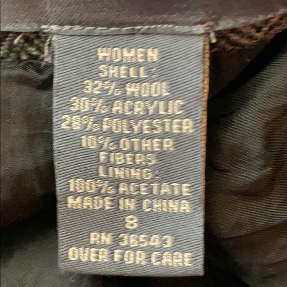 Van Heusen Skirt - Picture 2 of 2